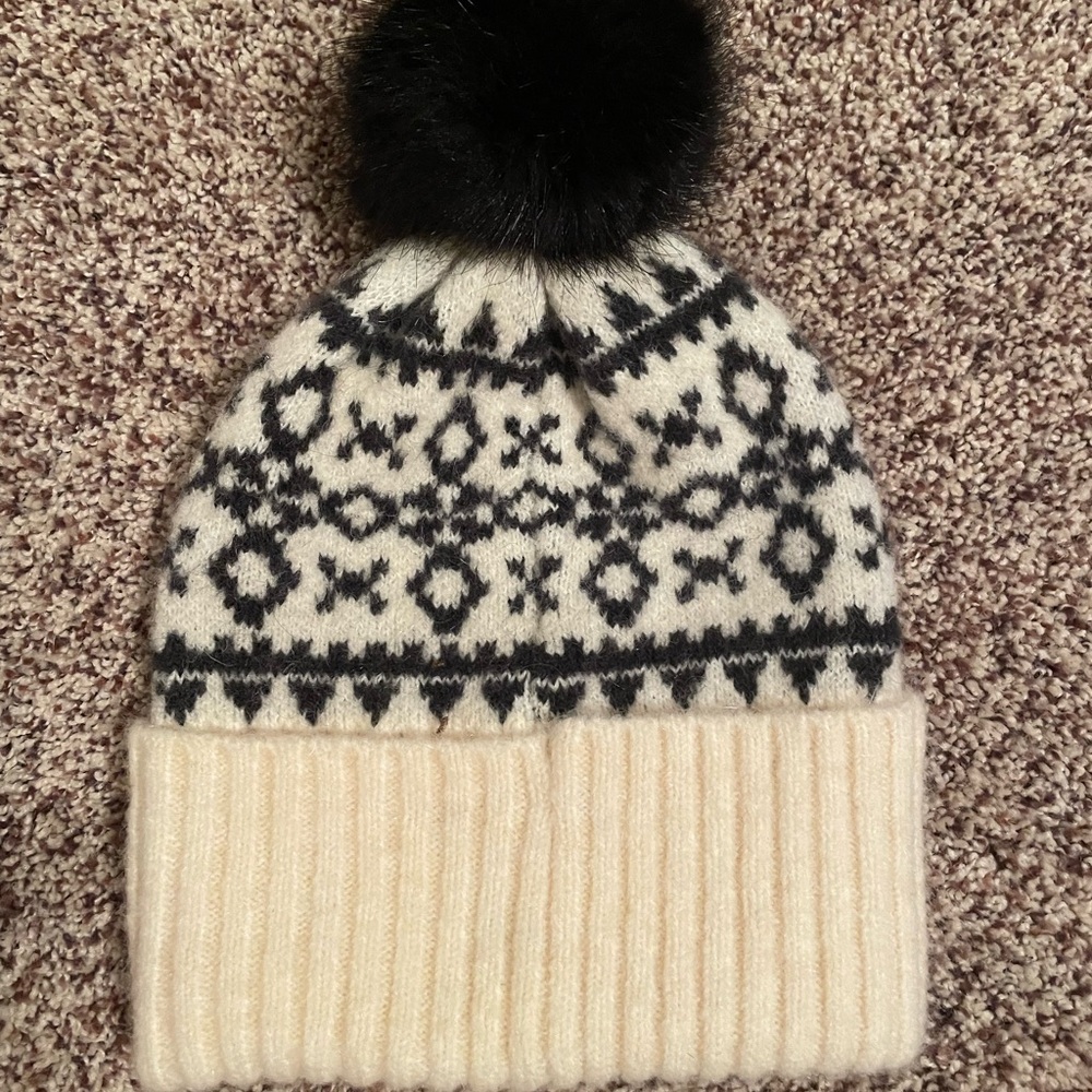 Chic Knit Beanie with Black Pom Pom